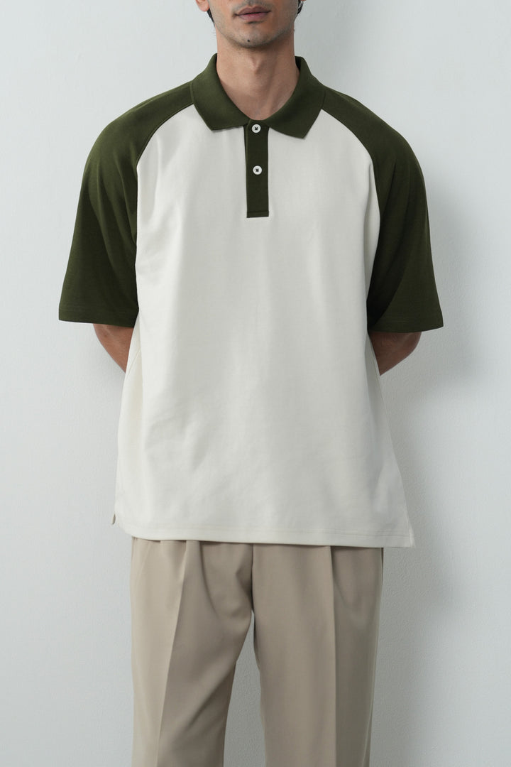 CONTRAST RAGLAN POLO
