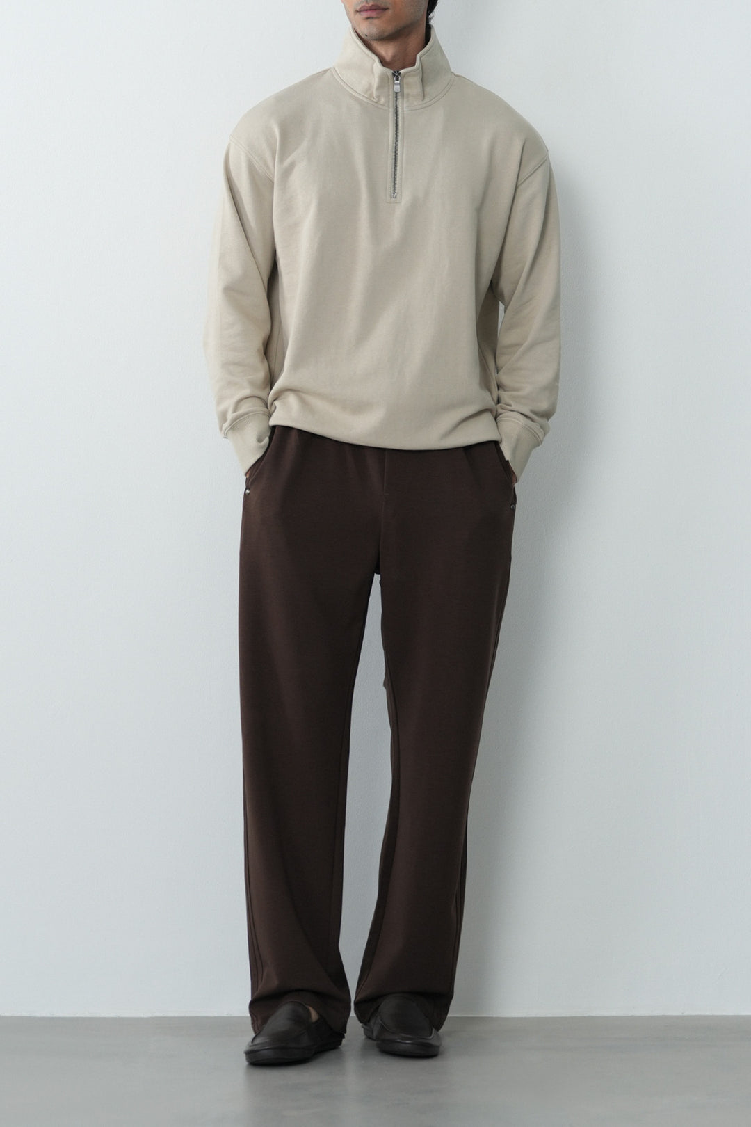 EVERYDAY MOCK NECK ZIP SWEAT