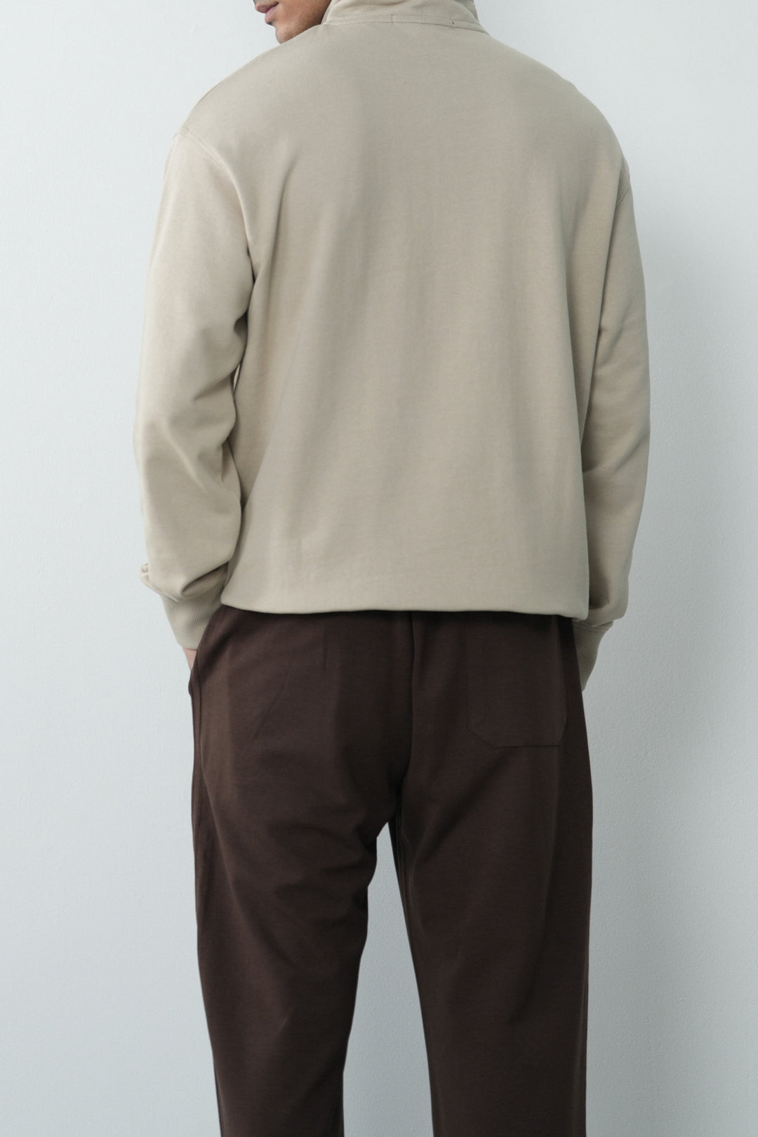 EVERYDAY MOCK NECK ZIP SWEAT