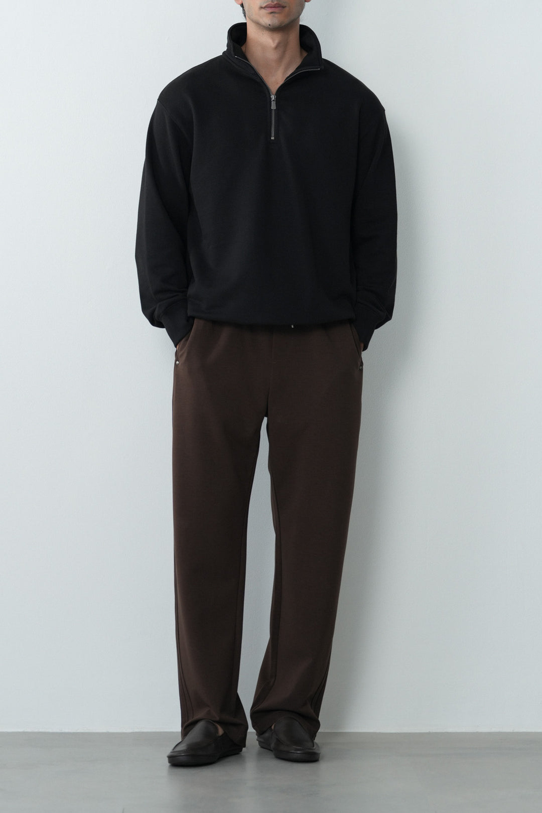 EVERYDAY MOCK NECK ZIP SWEAT