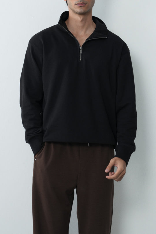 EVERYDAY MOCK NECK ZIP SWEAT