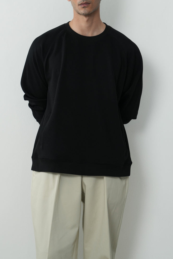BLACK BASIC BAGGY RAGLAN SWEAT