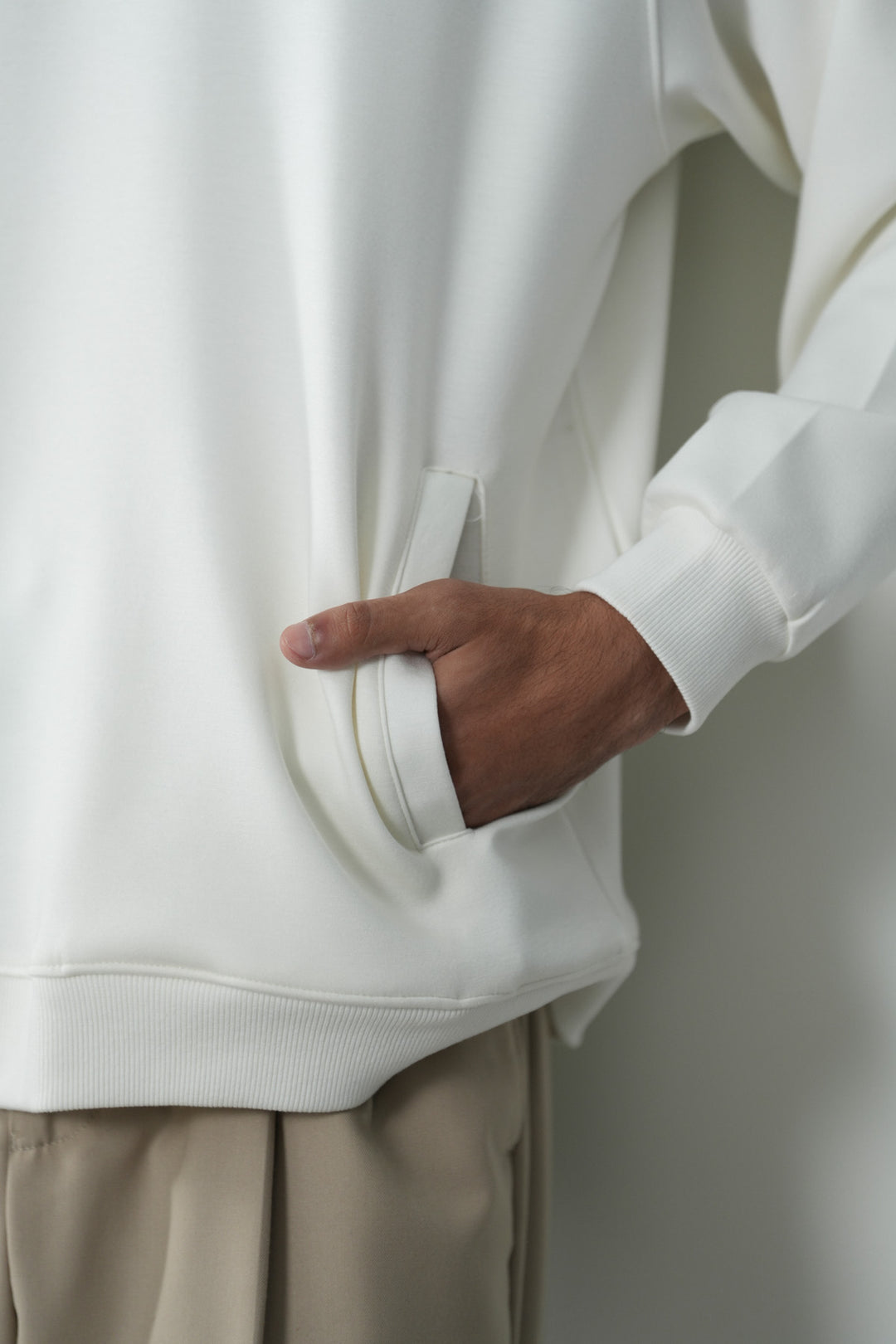 IVORY BASIC BAGGY RAGLAN SWEAT