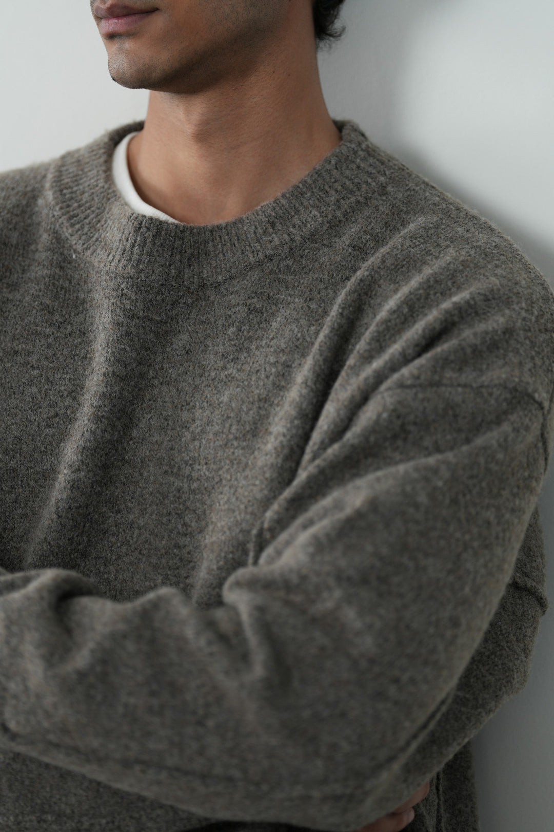 ESSENTIAL MELANGE SWEATER
