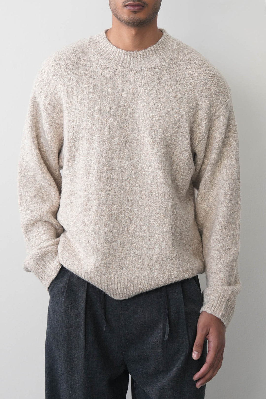 FLECKED CREW NECK SWEATER