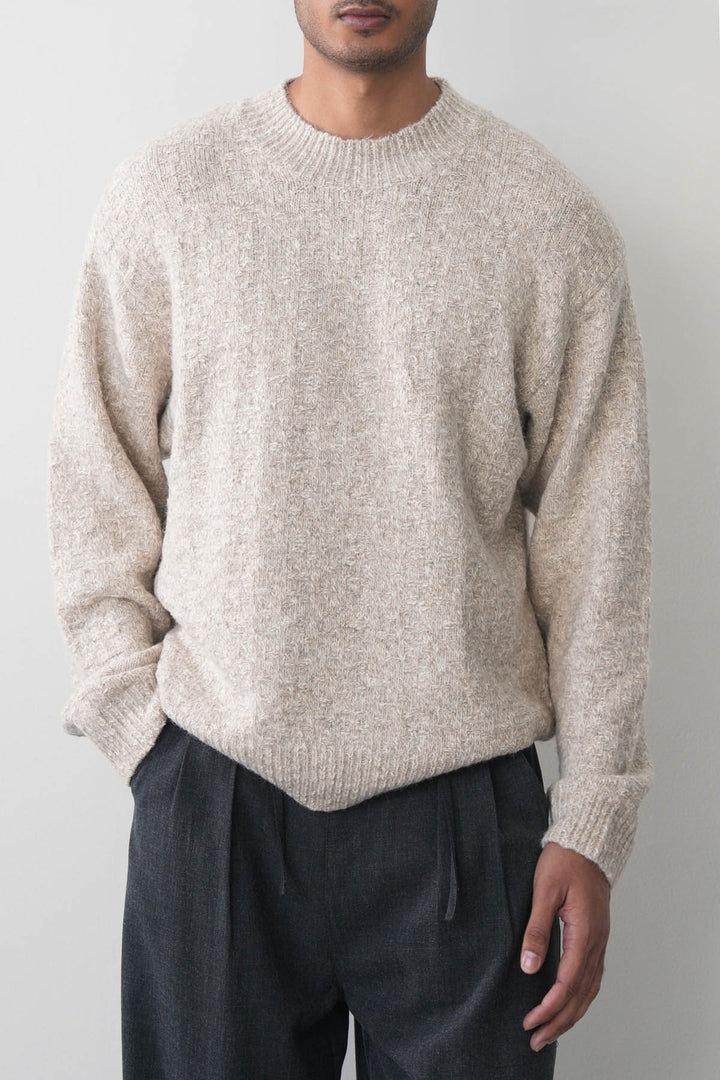 FLECKED CREW NECK SWEATER