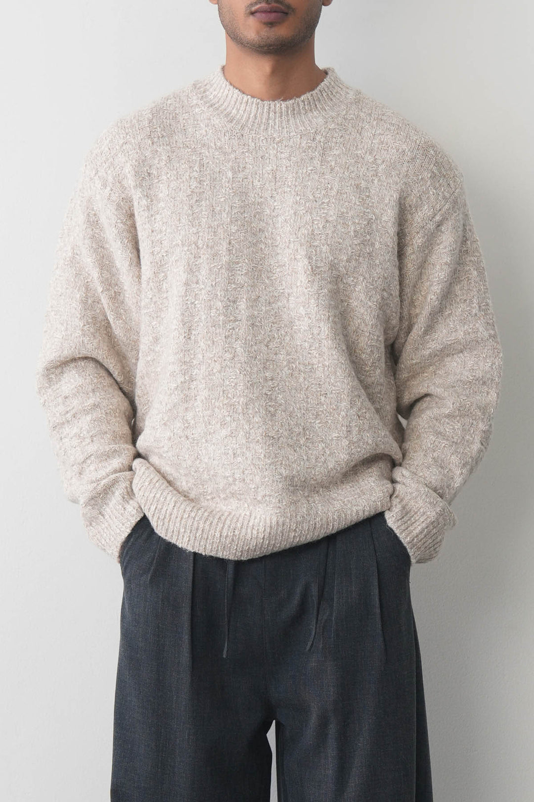 FLECKED CREW NECK SWEATER