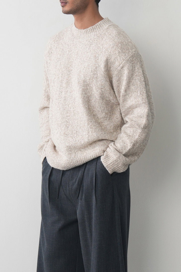 FLECKED CREW NECK SWEATER