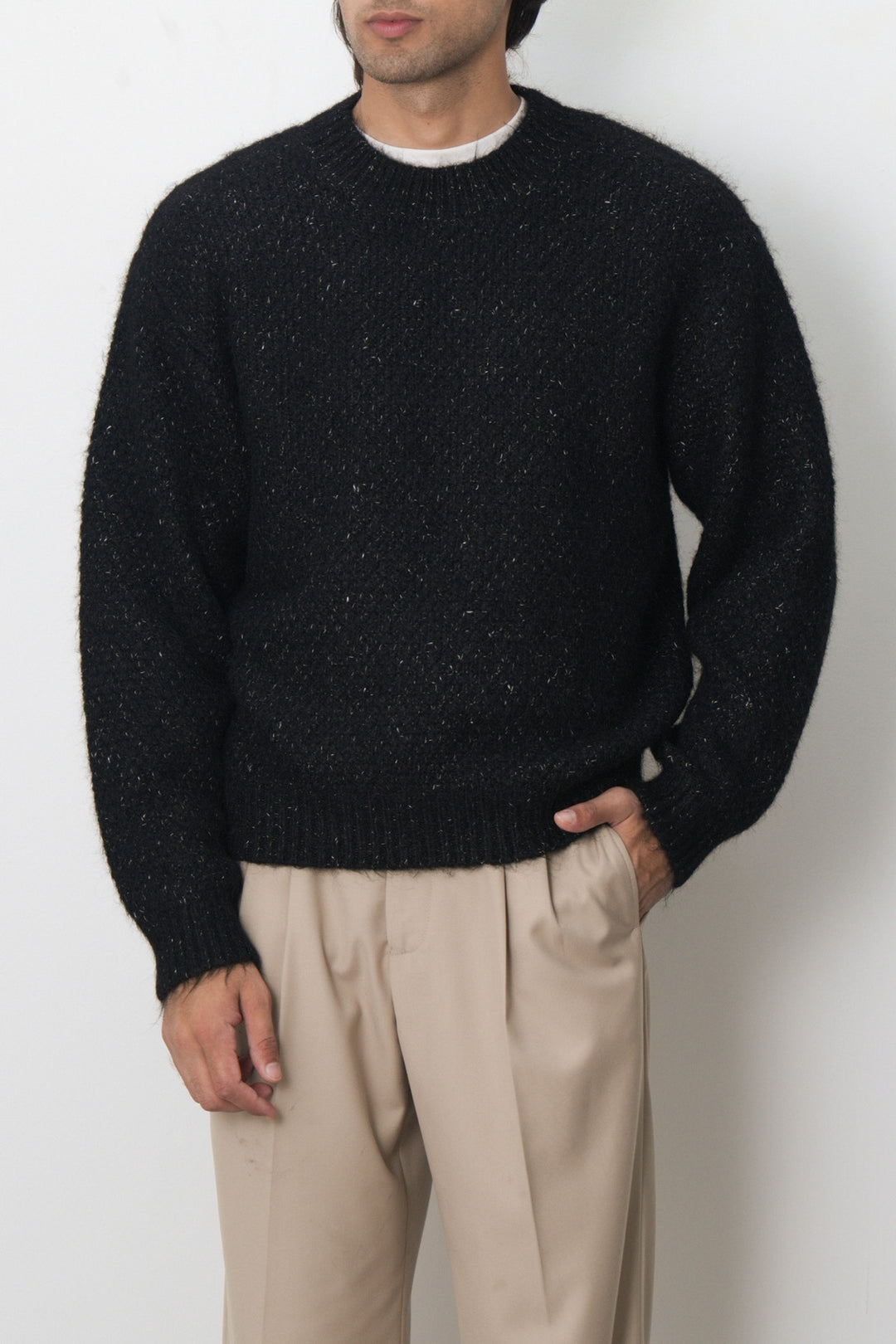 FLECKED CREW NECK SWEATER
