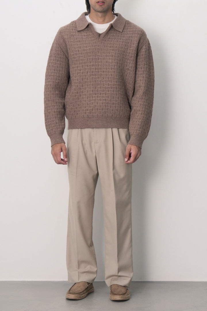 OPEN COLLAR TEXTURED POLO