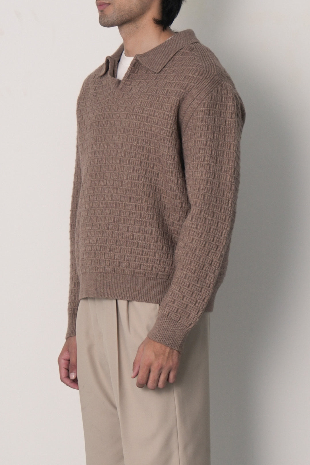 OPEN COLLAR TEXTURED POLO