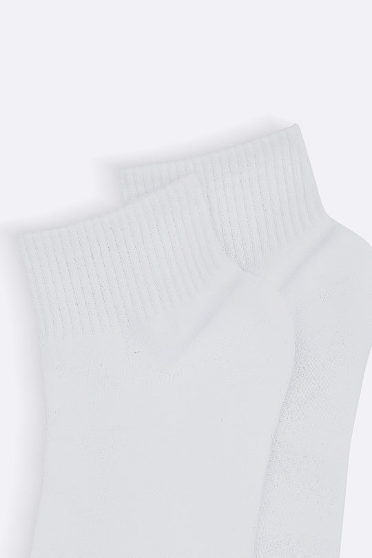 WHITE EVERYDAY ANKLE SOCKS