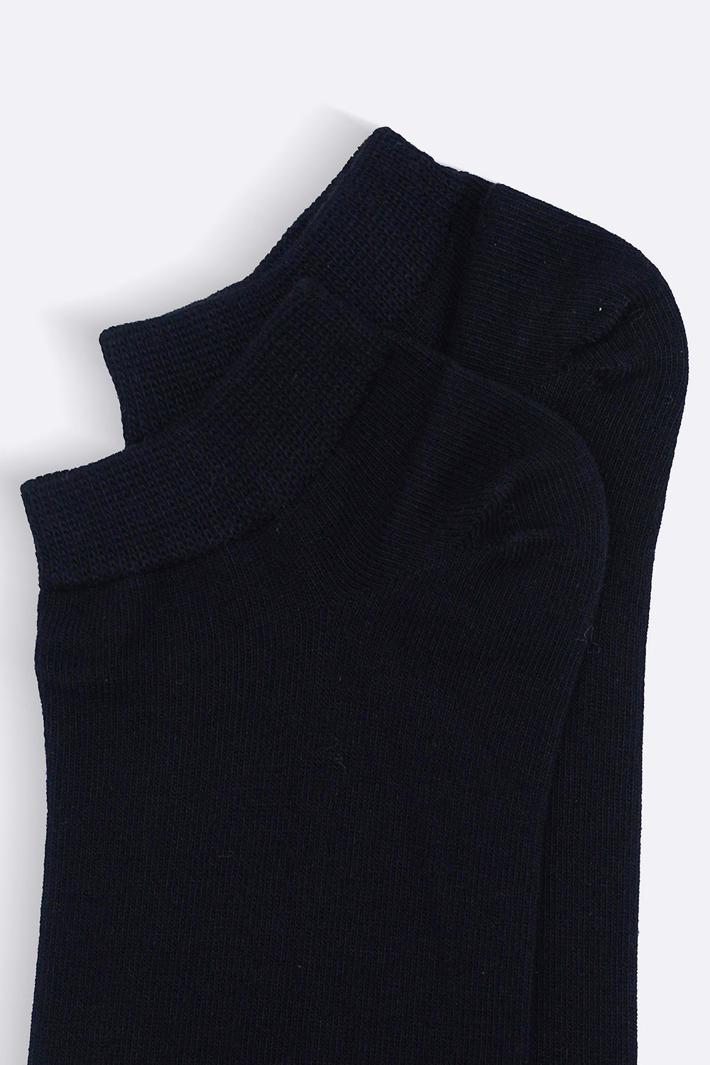 BLACK RIBBED ANKLE SOCKS