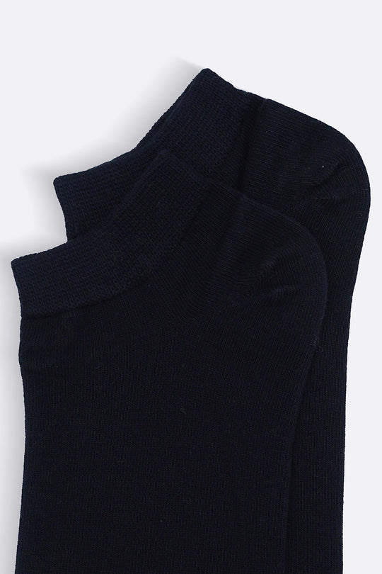 BLACK RIBBED ANKLE SOCKS