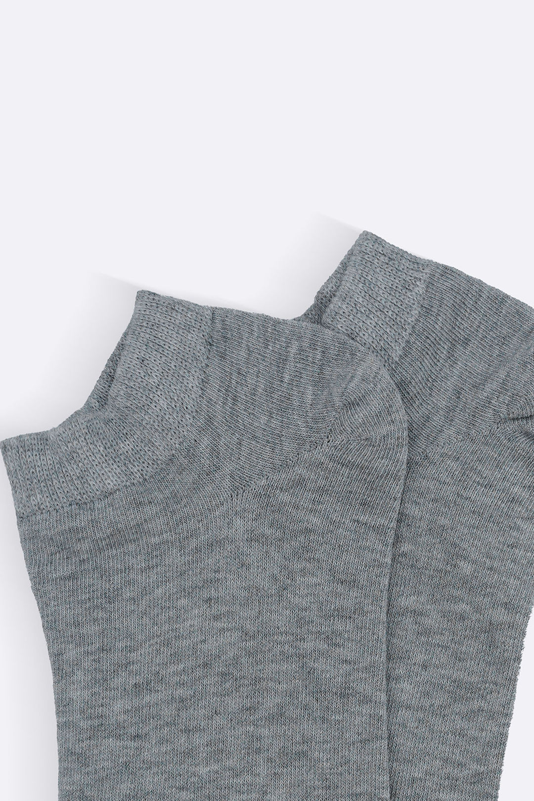 GREY RIBBED ANKLE SOCKS