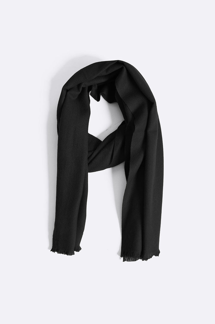 BLACK LUXURY SCARF