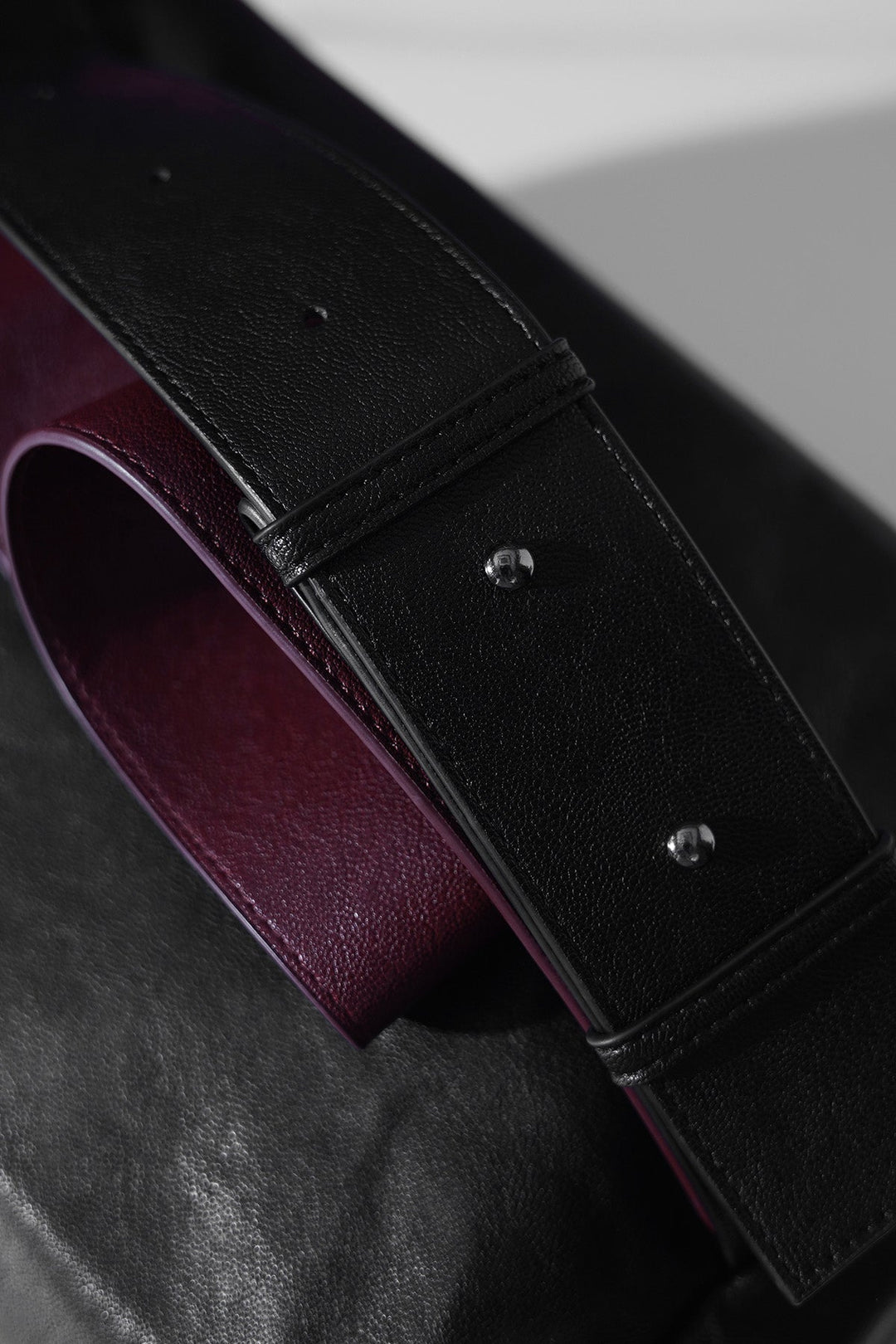 BLACK EVERYDAY SLING