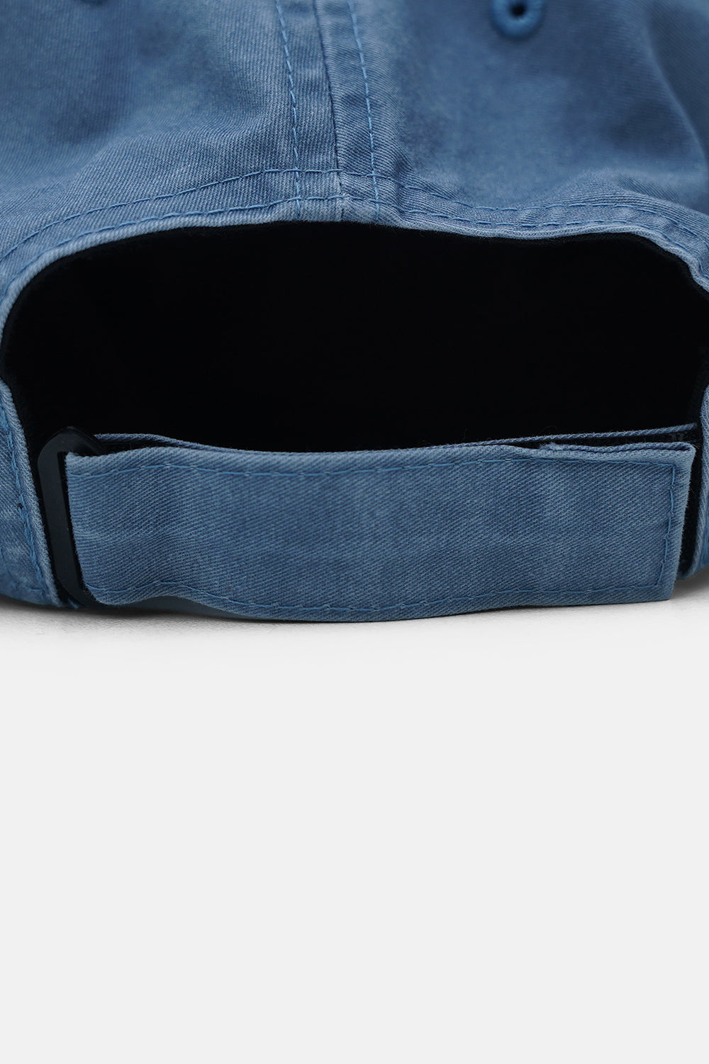 LIGHT BLUE CONTRAST COTTON CAP