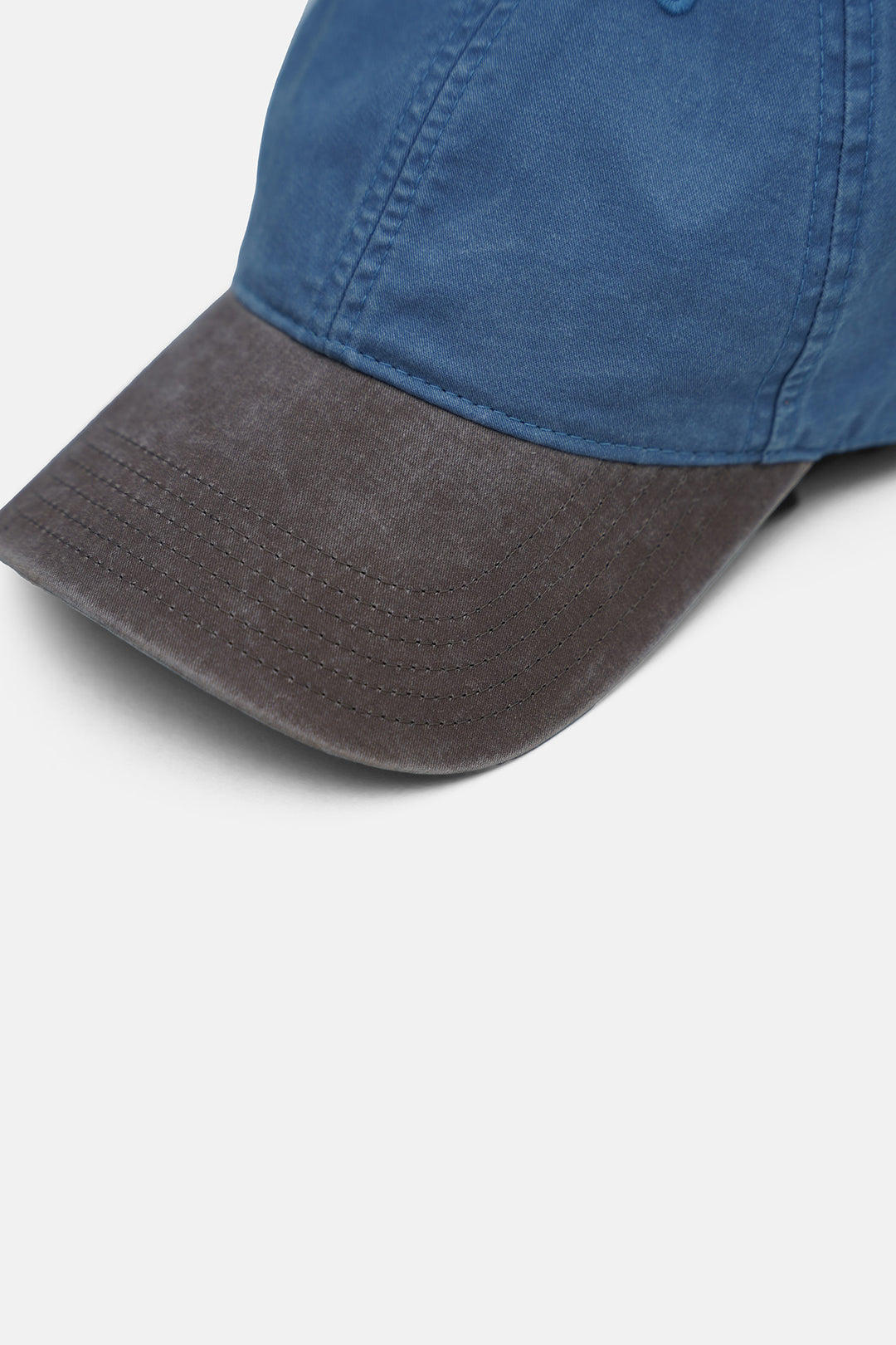 LIGHT BLUE CONTRAST COTTON CAP
