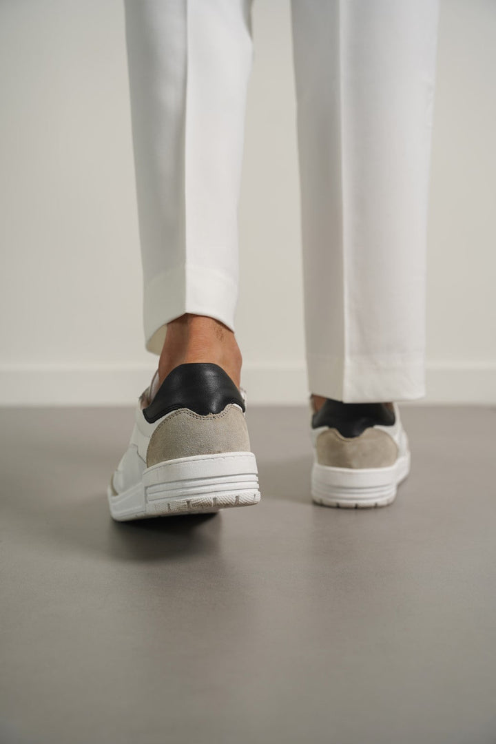 WHITE LACE-UP LEATHER SNEAKERS