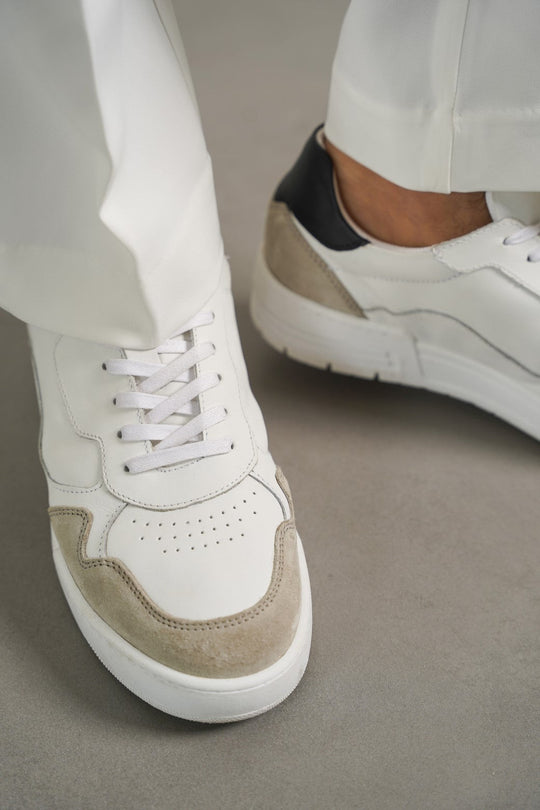 WHITE LACE-UP LEATHER SNEAKERS
