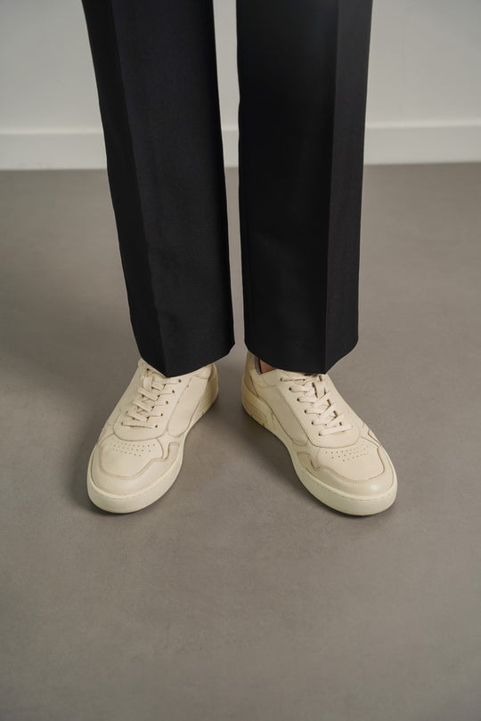 CHALK RETRO LEATHER SNEAKERS