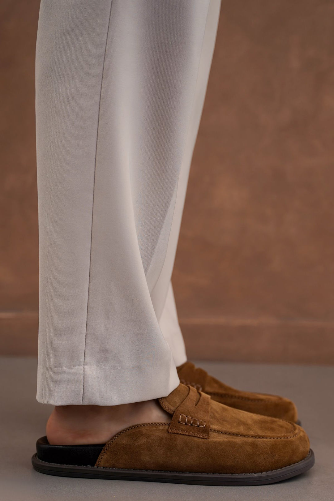 SUEDE LEATHER MULES