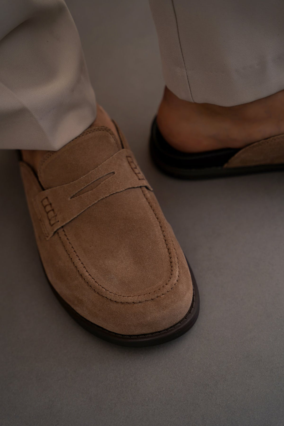 SUEDE LEATHER MULES