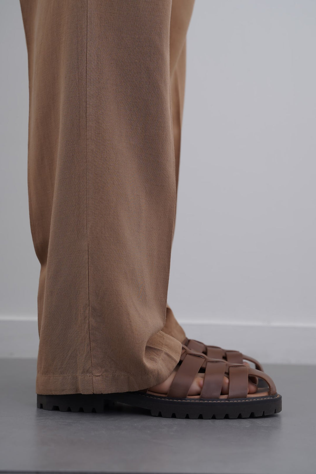 BROWN CLASSIC FISHERMAN LEATHER SANDALS