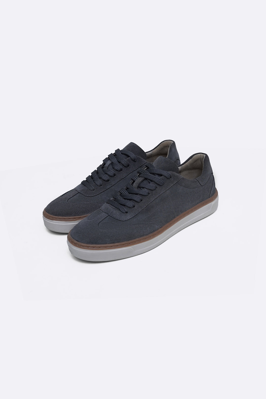 GREY LACE-UP LEATHER SNEAKERS