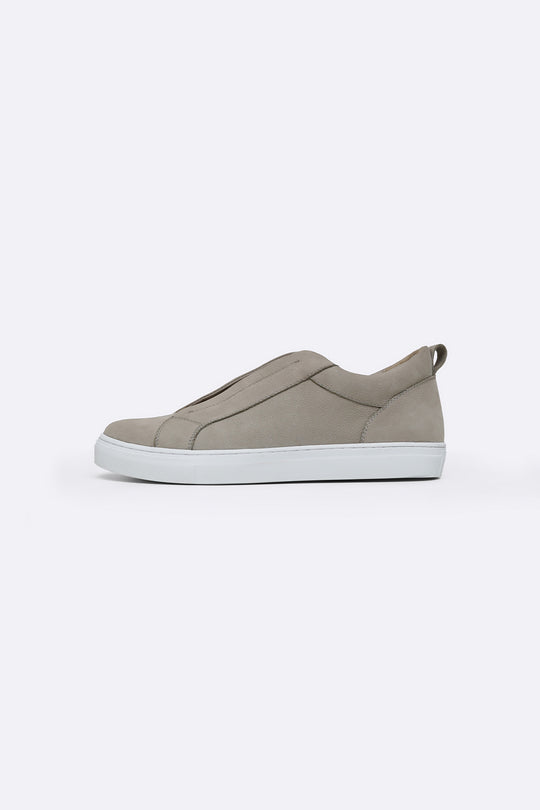 SAND LOW TOP LEATHER SNEAKERS