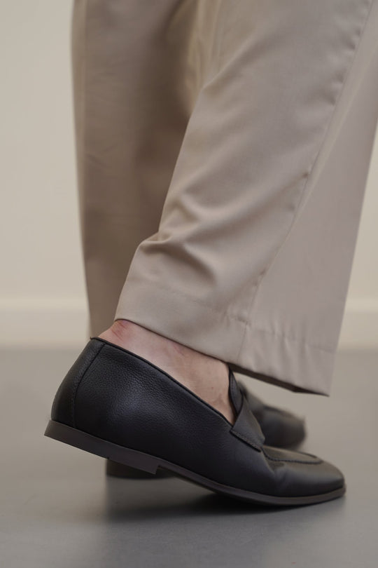 DARK BROWN LEATHER PENNY LOAFERS