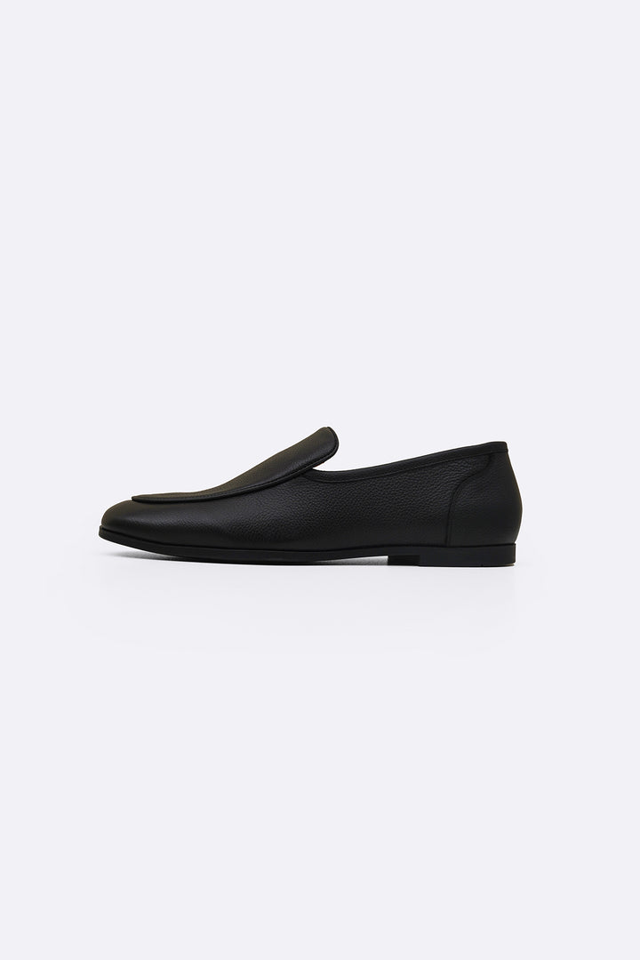 BLACK SMART LEATHER LOAFERS