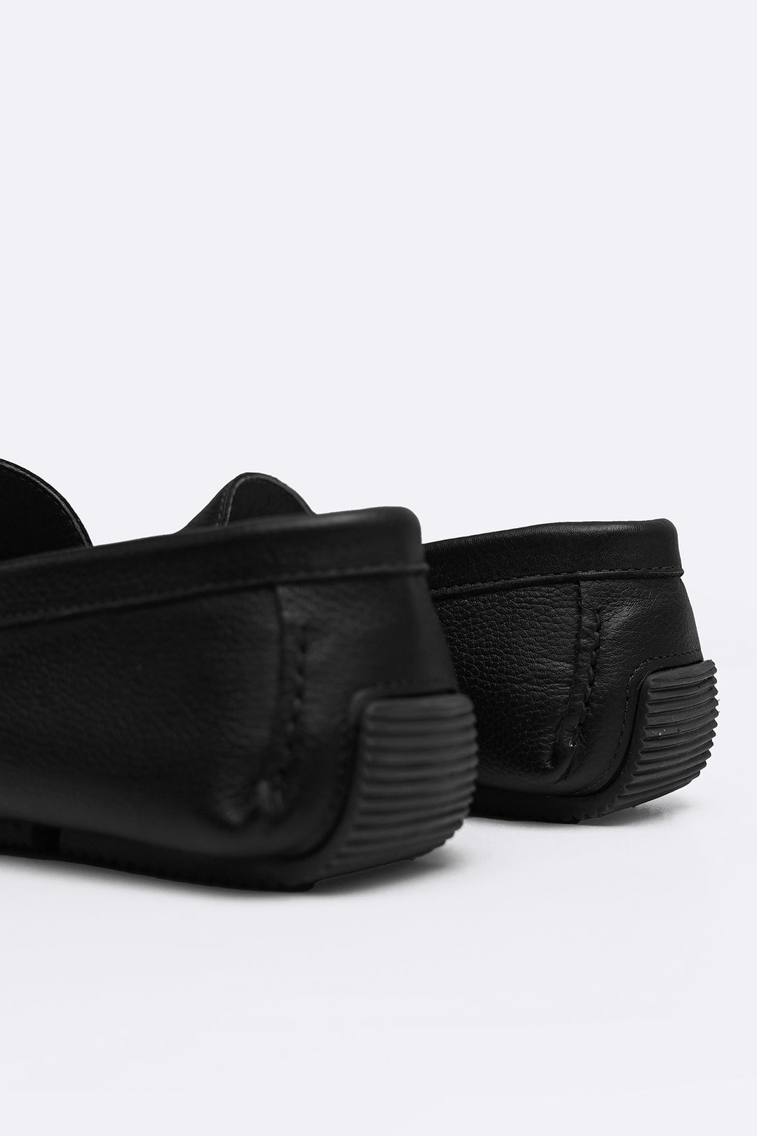 BLACK DRIVING MOCASSINS