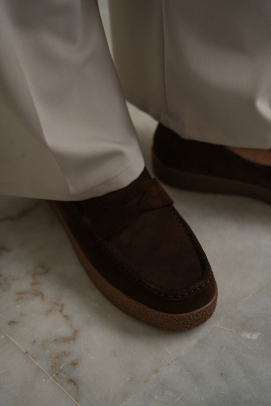 DARK BROWN SUEDE PENNY FLATS