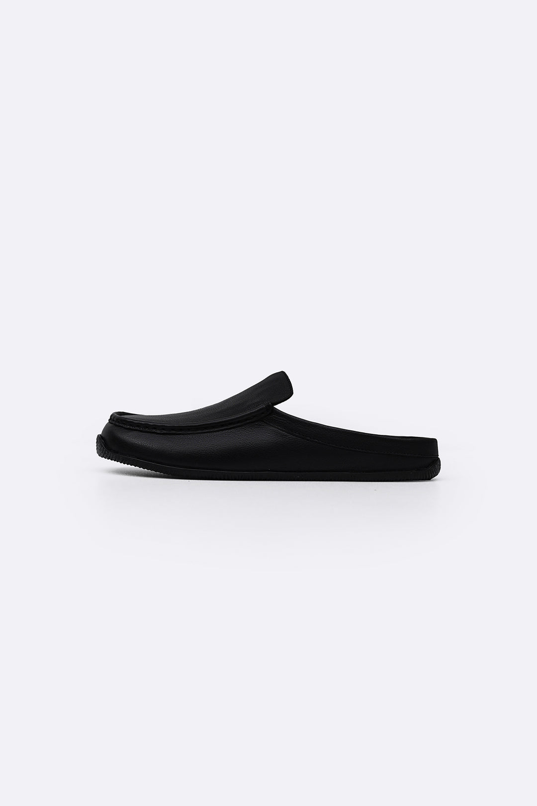 BLACK COMFORT LEATHER CLOGS