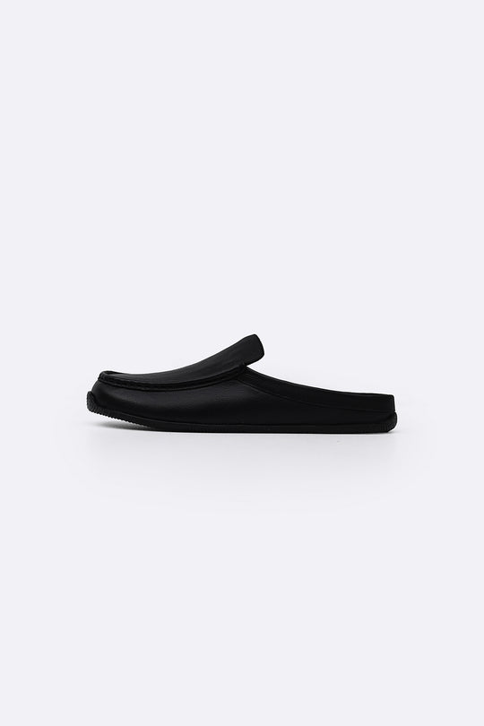 BLACK COMFORT LEATHER CLOGS