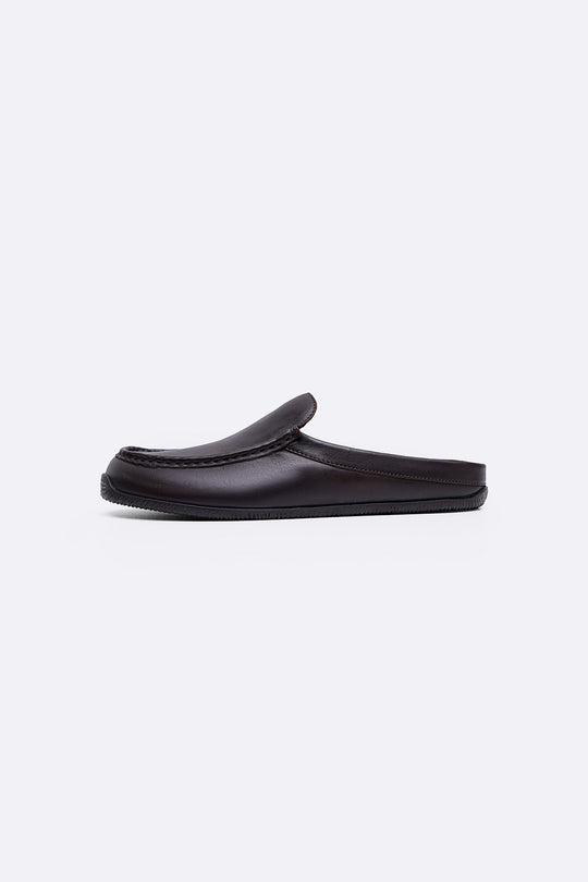 DARK BROWN COMFORT LEATHER CLOGS