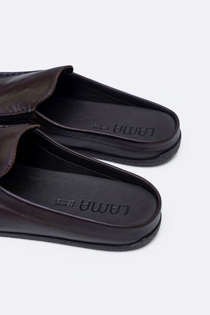 DARK BROWN COMFORT LEATHER CLOGS