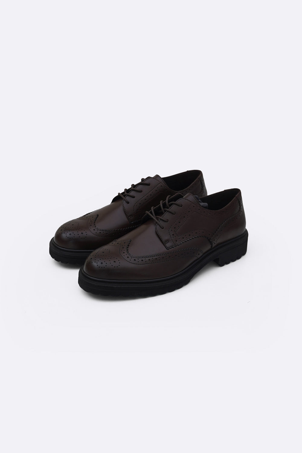 BROWN CLASSIC LEATHER BROGUES