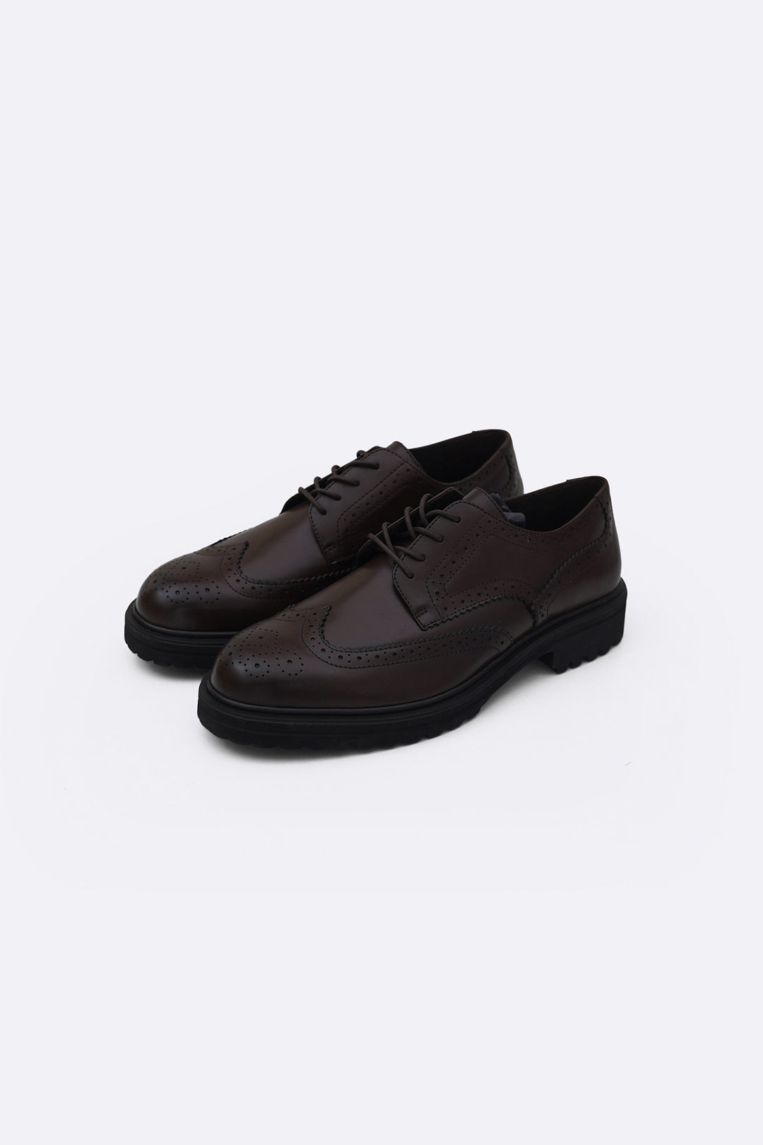 BROWN CLASSIC LEATHER BROGUES