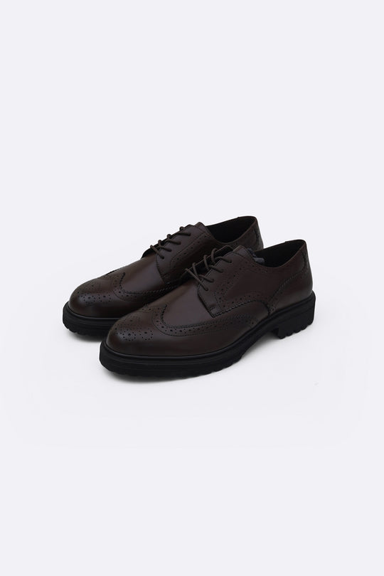 BROWN CLASSIC LEATHER BROGUES