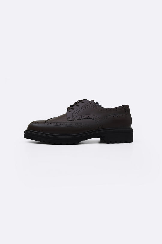 BROWN CLASSIC LEATHER BROGUES