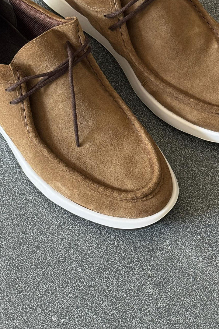 BROWN MOC TOE SUEDE WALKERS