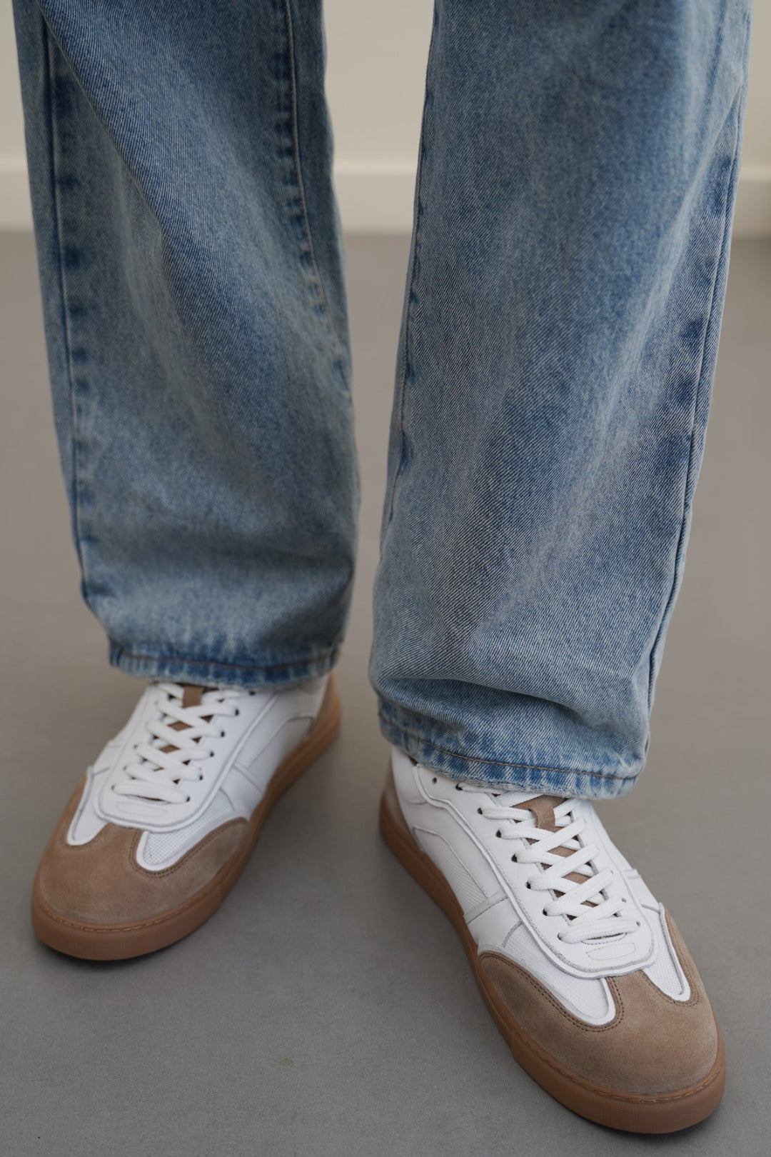 CITY LEATHER SNEAKERS