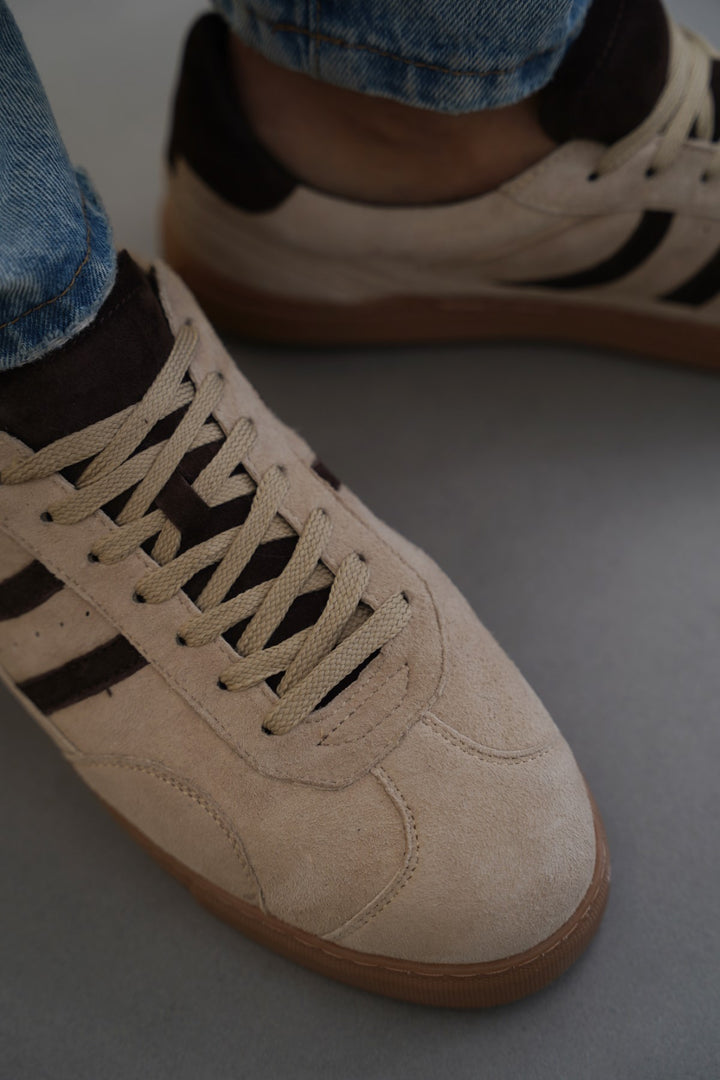 SUEDE SKATE SNEAKERS