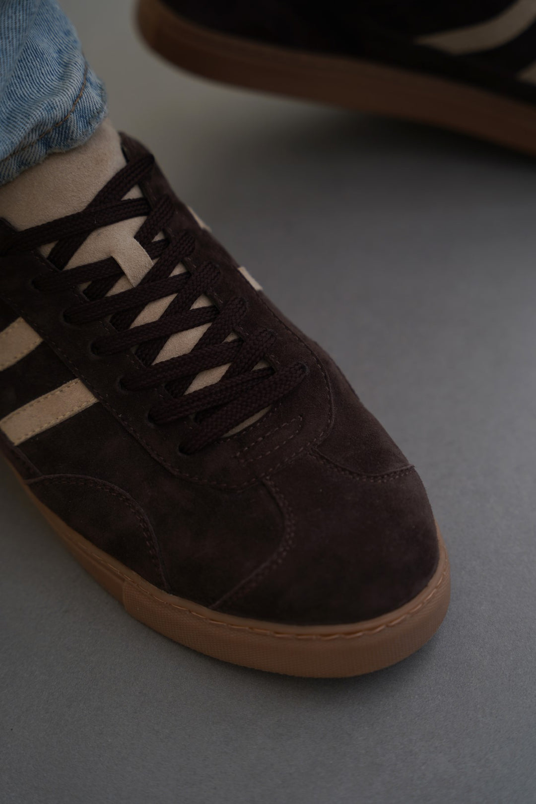 SUEDE SKATE SNEAKERS