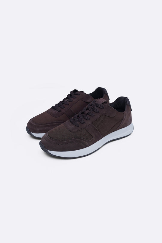 DARK BROWN LIGHTWEIGHT LACE-UP SUEDE SNEAKERS