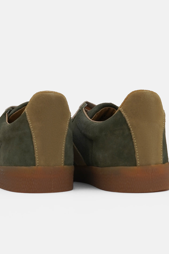 OLIVE SUEDE RETRO SNEAKERS