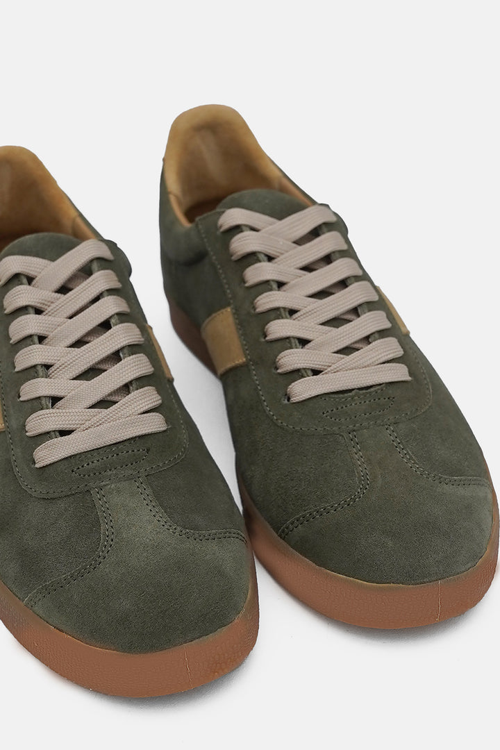 OLIVE SUEDE RETRO SNEAKERS